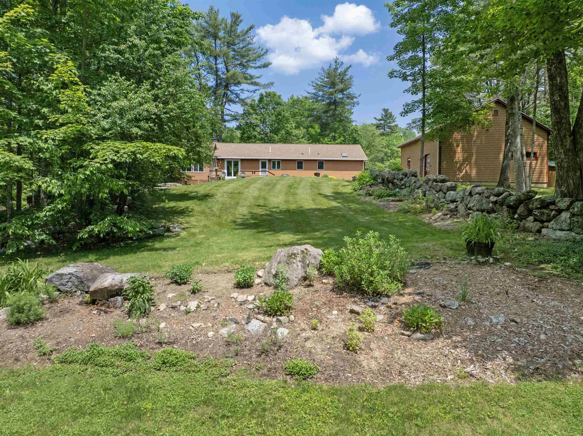 125 Pleasant Street Meredith NH 03253