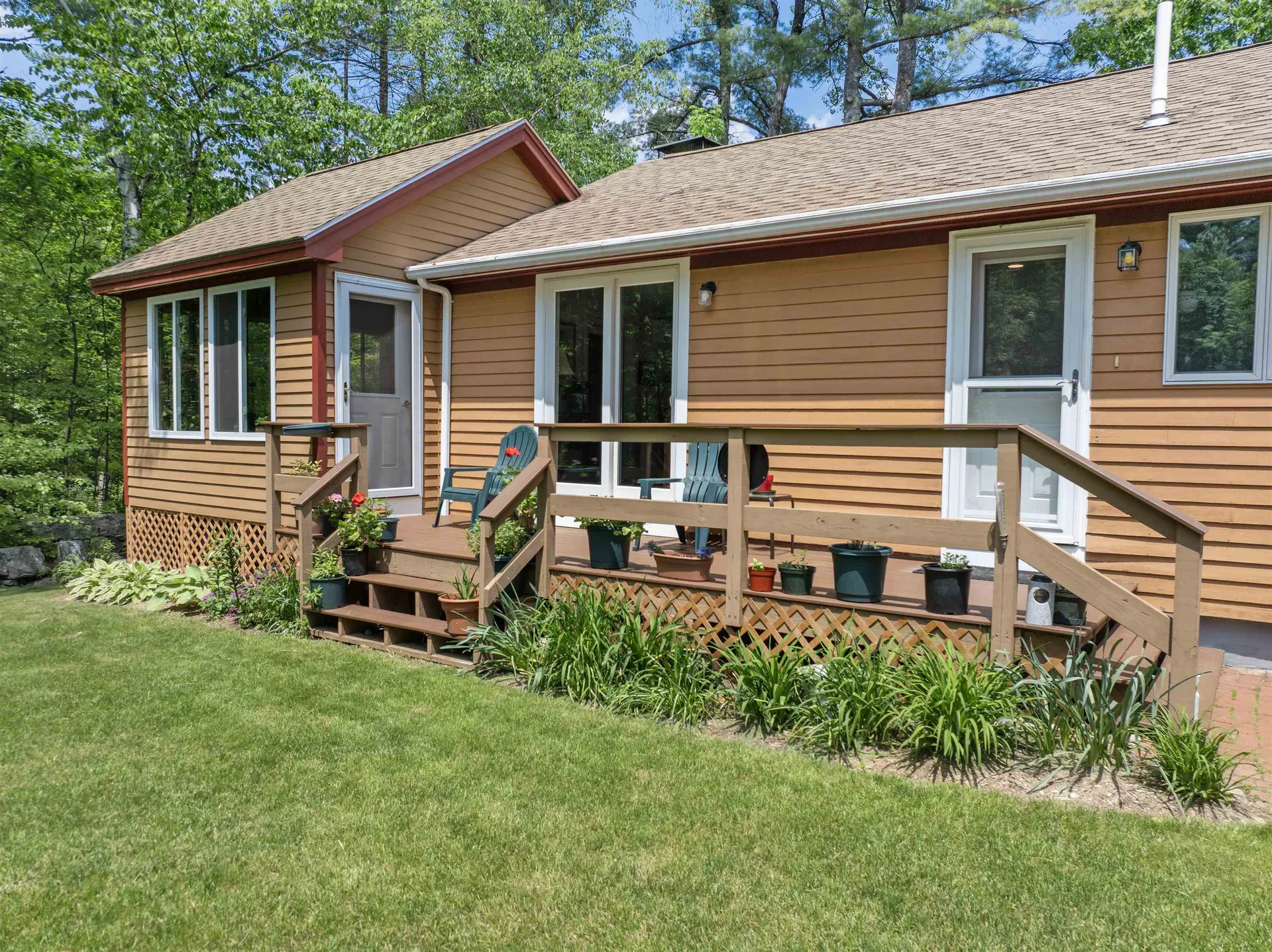 125 Pleasant Street Meredith NH 03253
