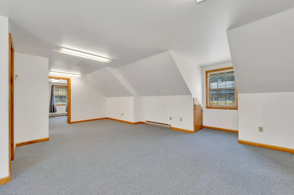 77 Hancock Road Peterborough NH 03458