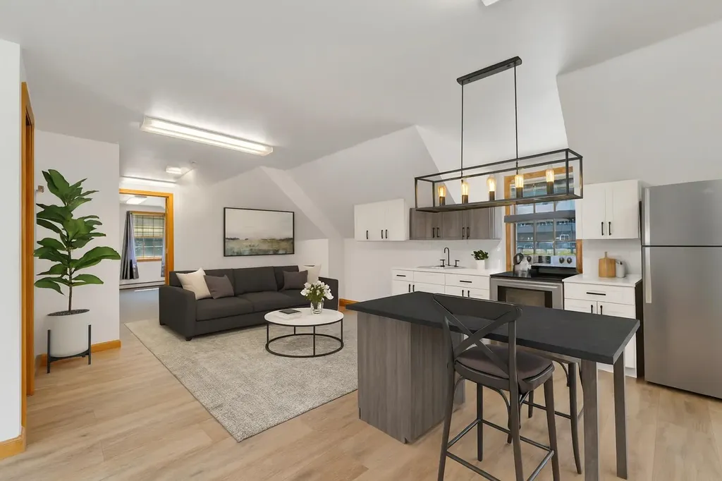 77 Hancock Road Peterborough NH 03458