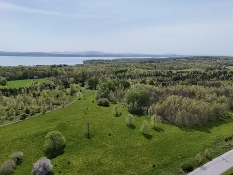 289 East Shore North Grand Isle VT 05458