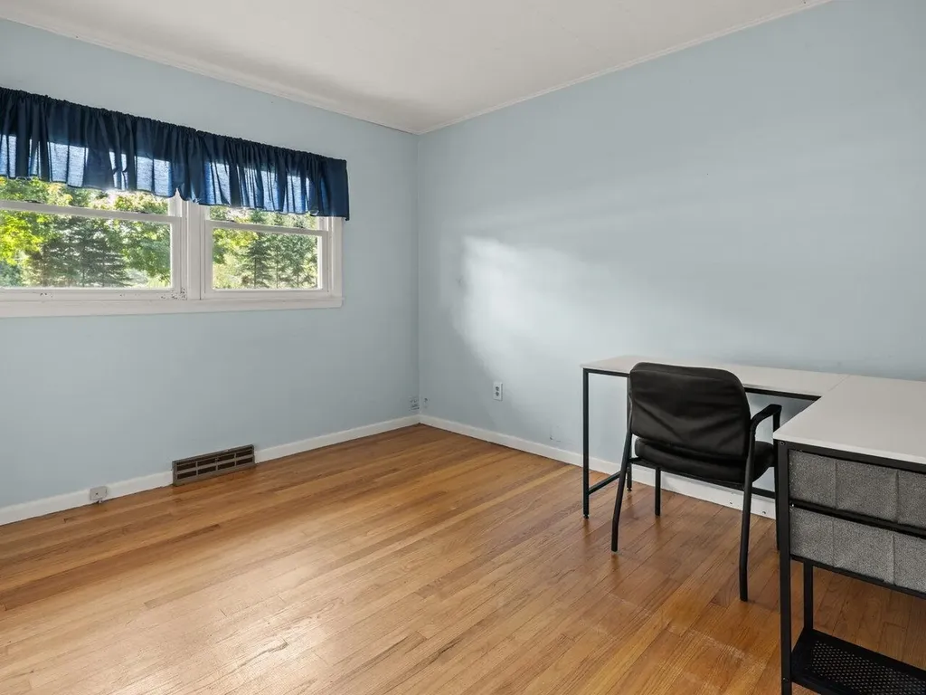 694 Creek Farm Road Colchester VT 05446