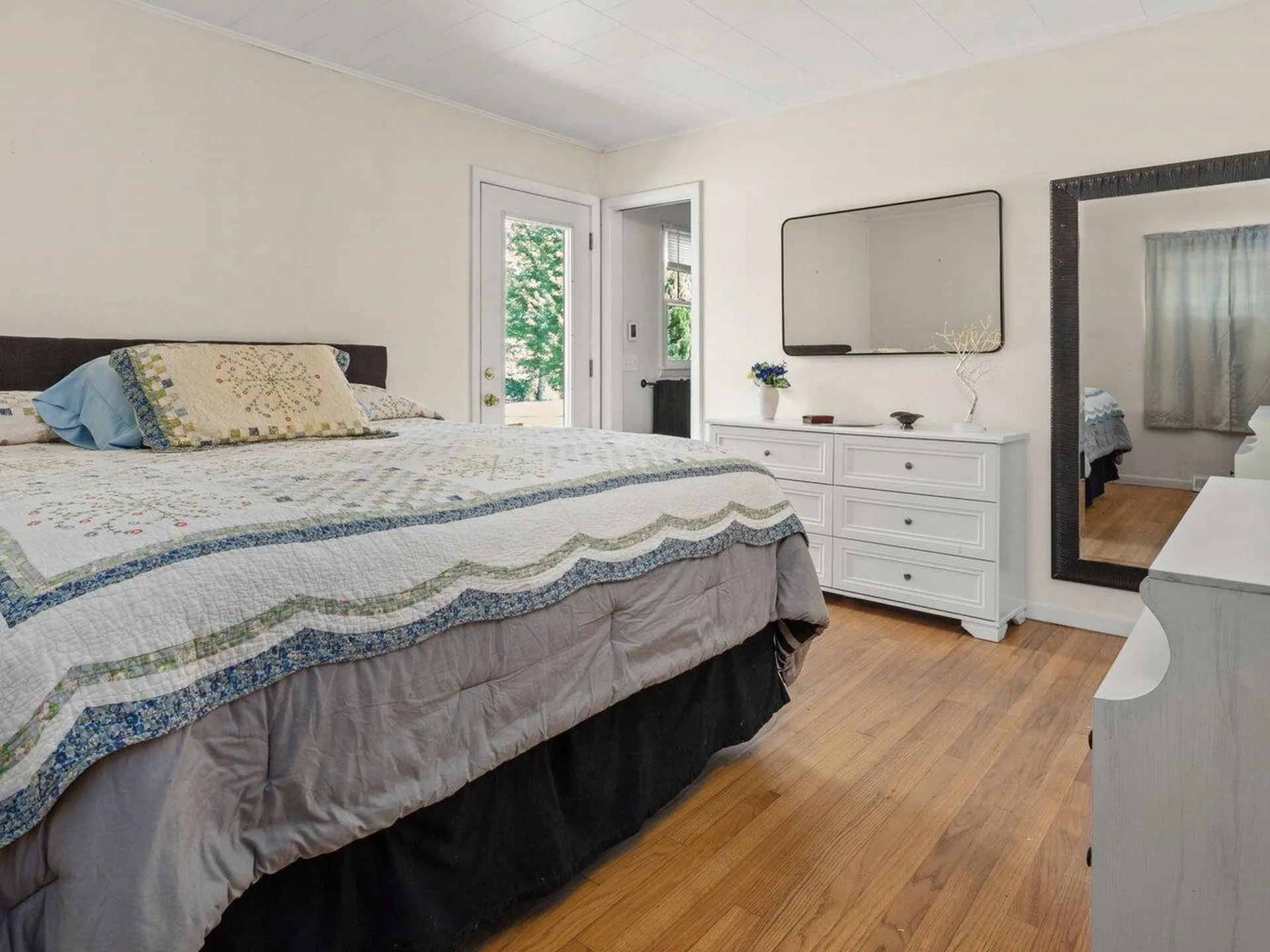 694 Creek Farm Road Colchester VT 05446