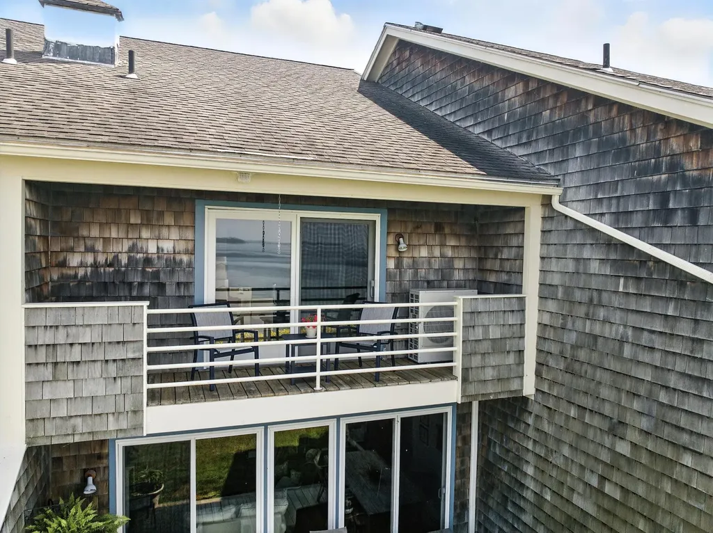 9 Harbor Watch Road Burlington VT 05401