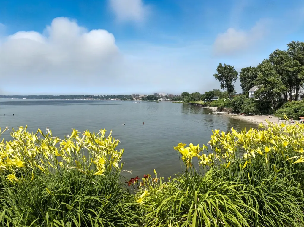 9 Harbor Watch Road Burlington VT 05401
