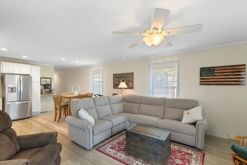 16 Hillcrest Street Hinsdale NH 03451