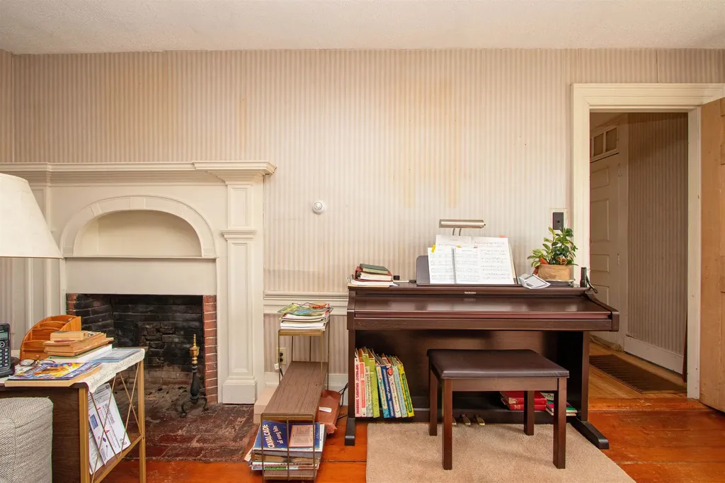 1247 High Ridge Road Waterford VT 05819