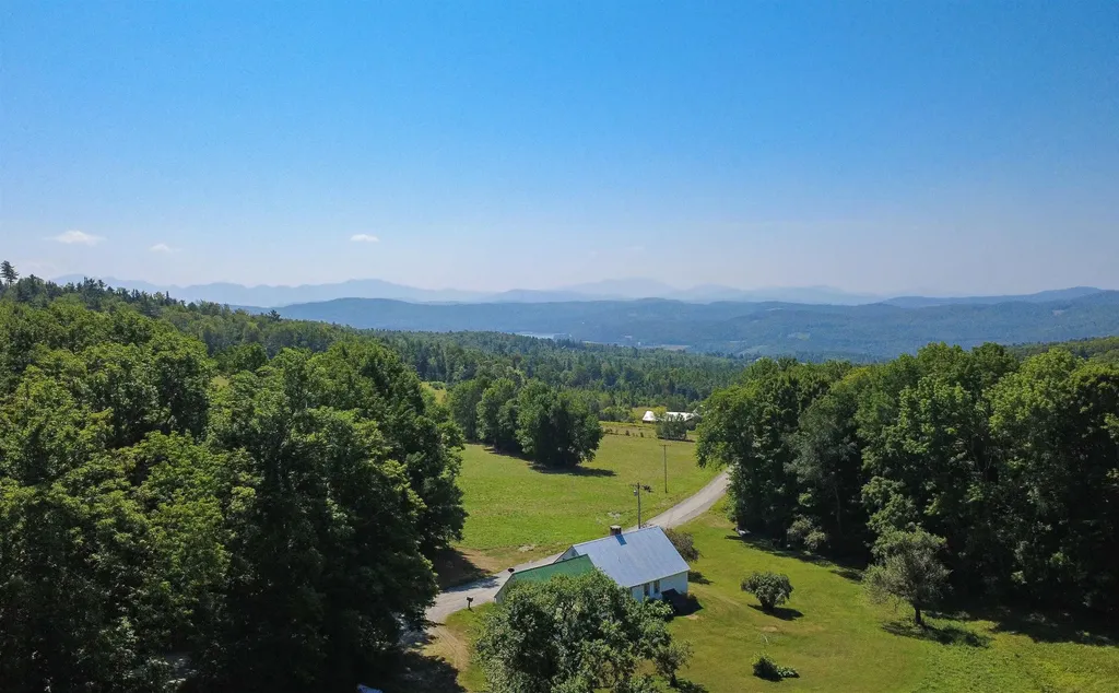 1247 High Ridge Road Waterford VT 05819