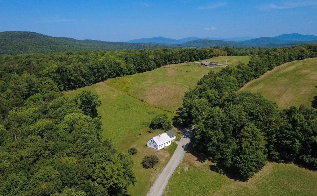 1247 High Ridge Road Waterford VT 05819