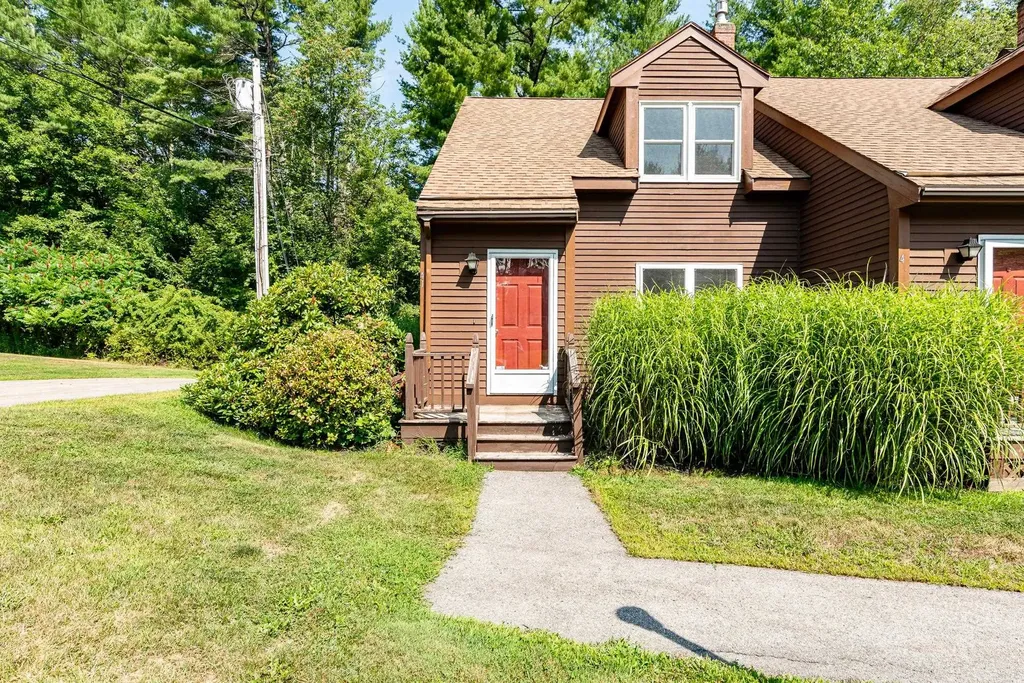 41 Bellamy Woods Dover NH 03820