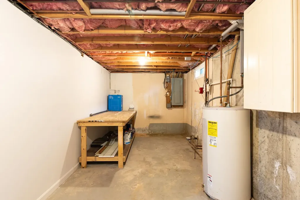 41 Bellamy Woods Dover NH 03820