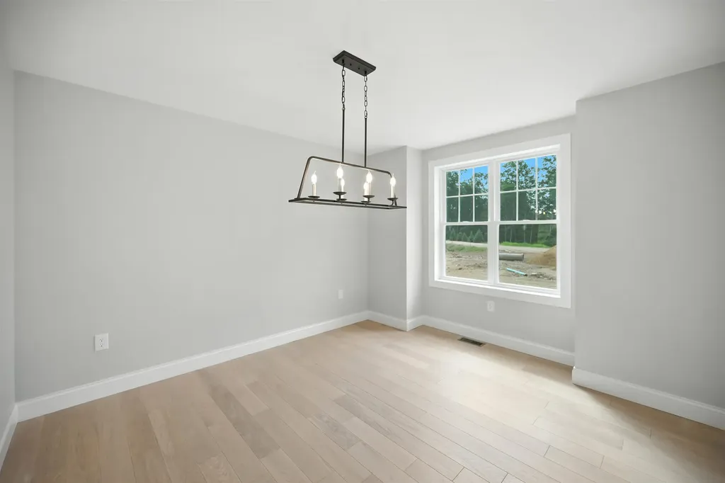 25 Cherryfield Way Barrington NH 03825