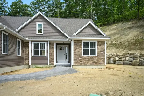 25 Cherryfield Way Barrington NH 03825