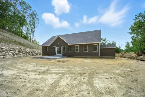 25 Cherryfield Way Barrington NH 03825