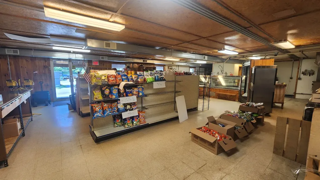 112 Vermont Route 106 Springfield VT 05150