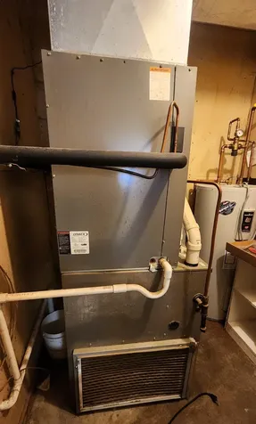 112 Vermont Route 106 Springfield VT 05150