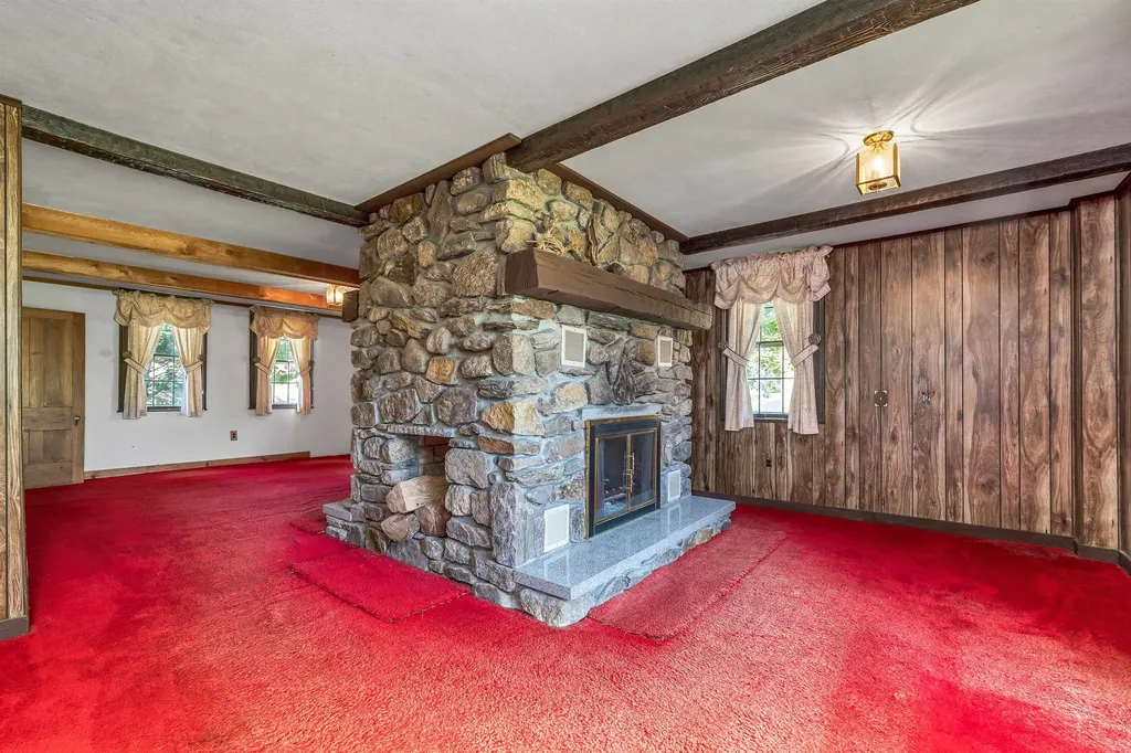 110 Main Street Pittsfield NH 03263