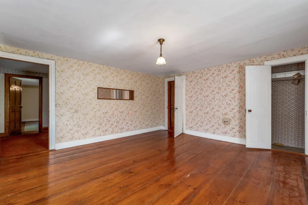 110 Main Street Pittsfield NH 03263