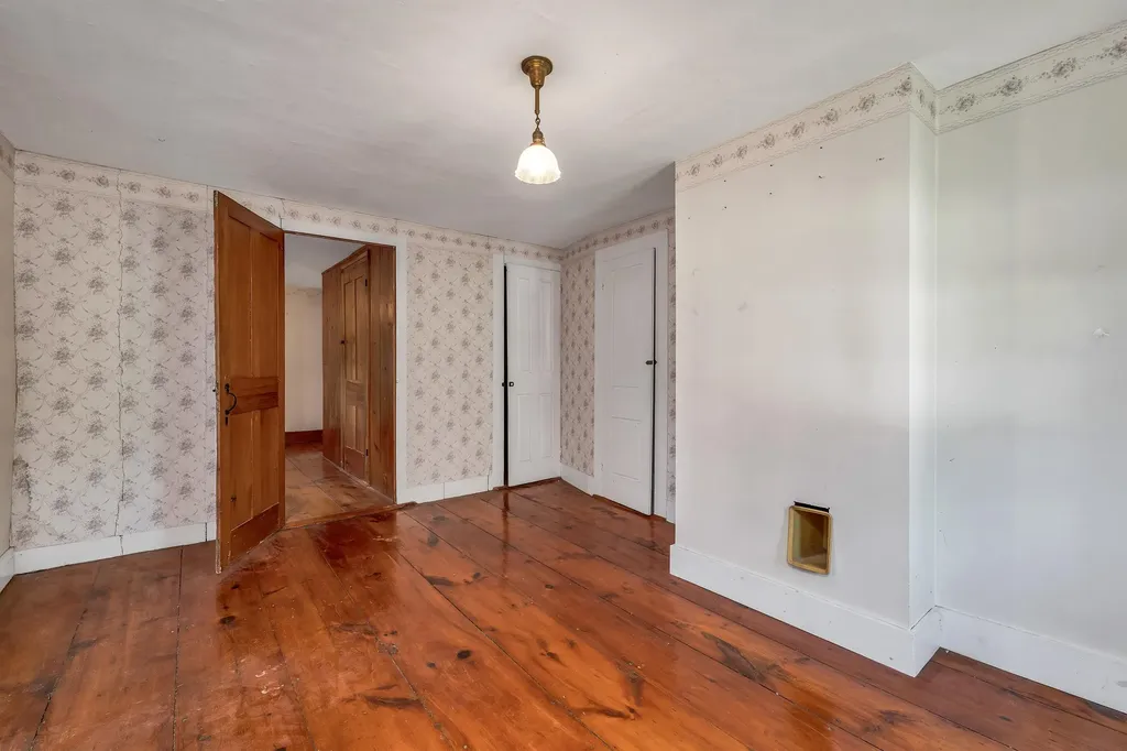 110 Main Street Pittsfield NH 03263