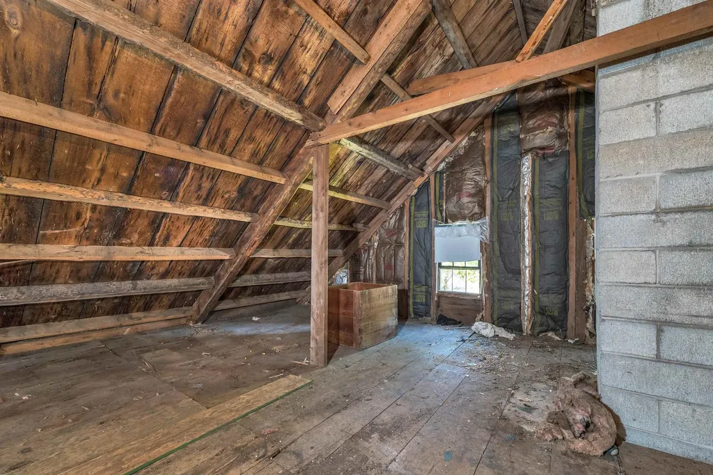 110 Main Street Pittsfield NH 03263