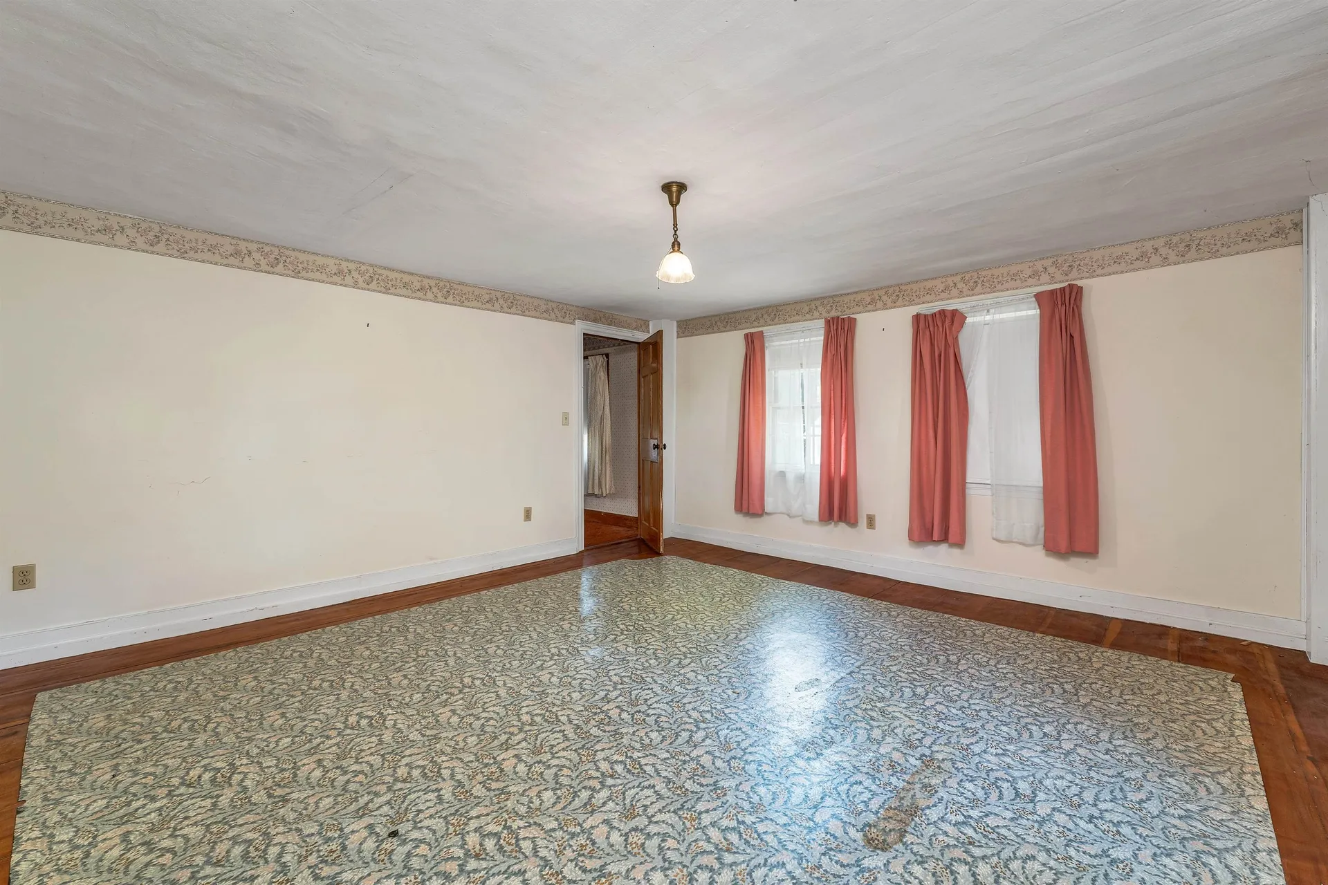 110 Main Street Pittsfield NH 03263