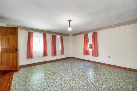 110 Main Street Pittsfield NH 03263