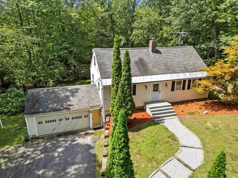 20 Juniper Drive Amherst NH 03031
