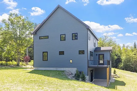 172 Nutting Road Sunapee NH 03782