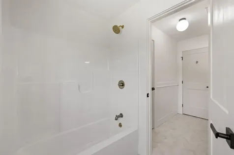 172 Nutting Road Sunapee NH 03782