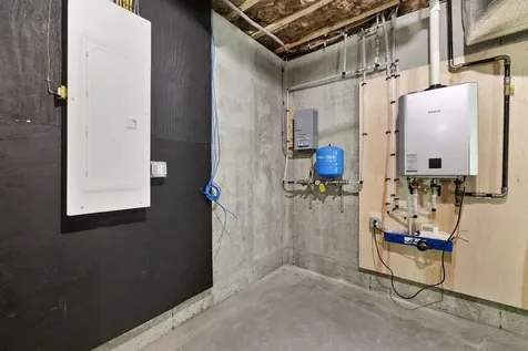 172 Nutting Road Sunapee NH 03782