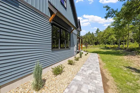 172 Nutting Road Sunapee NH 03782