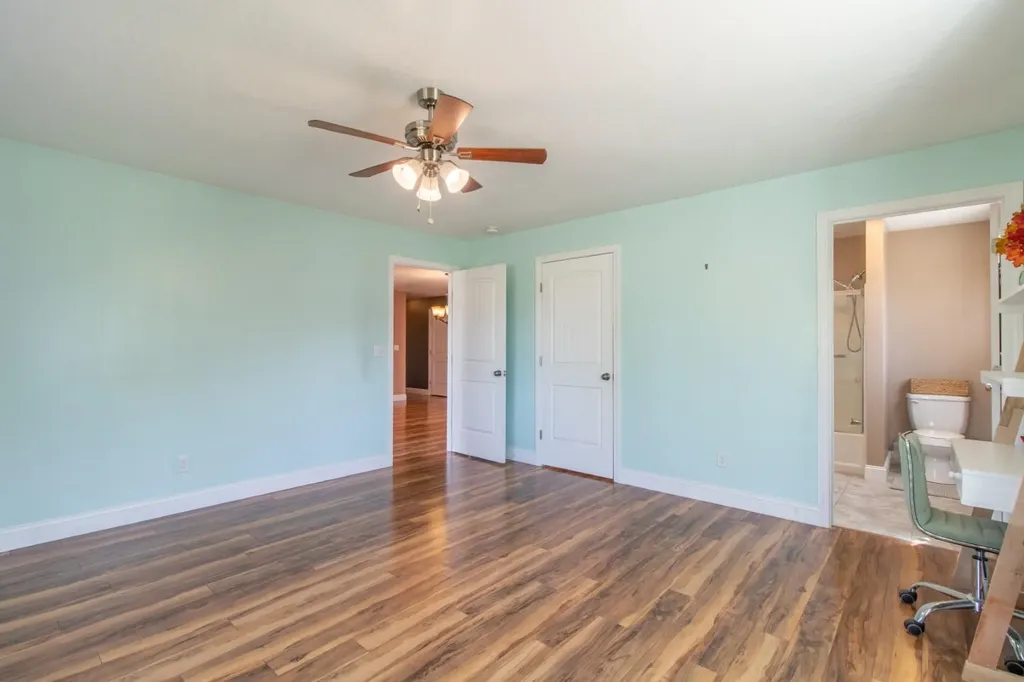 274 Dashner Circle Derby VT 05830