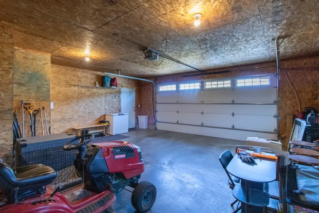 274 Dashner Circle Derby VT 05830