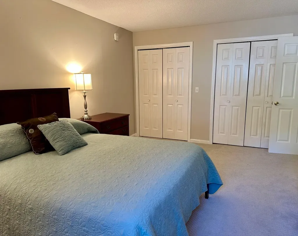 18 Pheasant Woods Colchester VT 05446