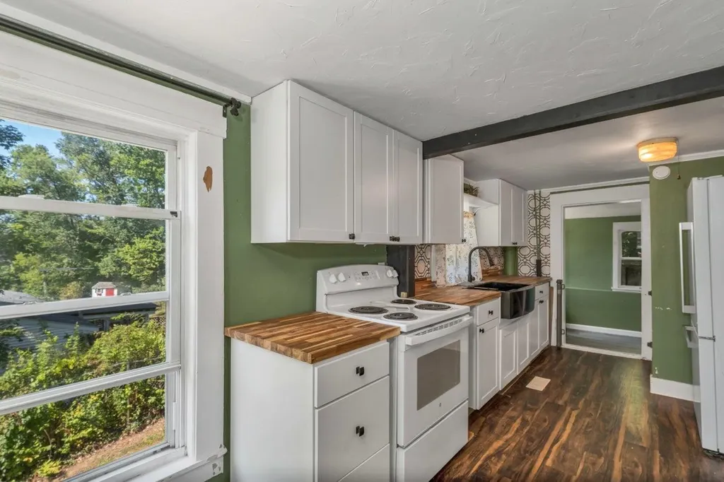 74 Morrill Street Laconia NH 03246