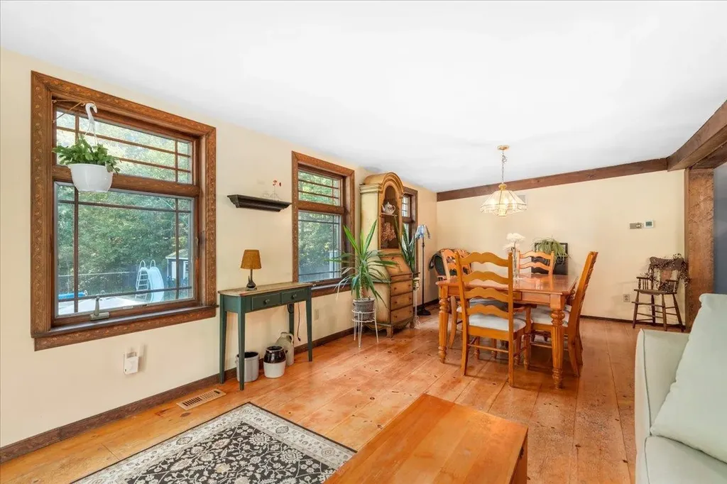 345 North Road Deerfield NH 03037