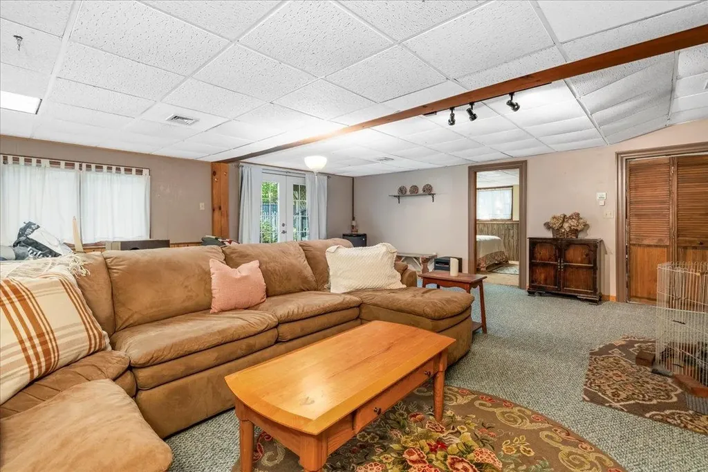 345 North Road Deerfield NH 03037