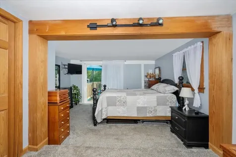 345 North Road Deerfield NH 03037