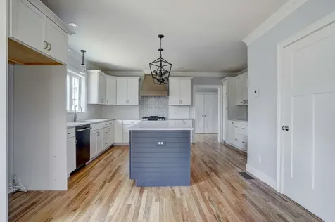 102 Curtis Road Gilford NH 03249