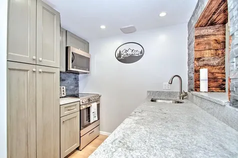 375 Endicott N Street Laconia NH 03246