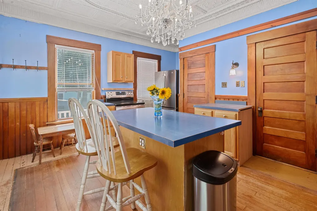 62 Whipple Avenue Laconia NH 03246