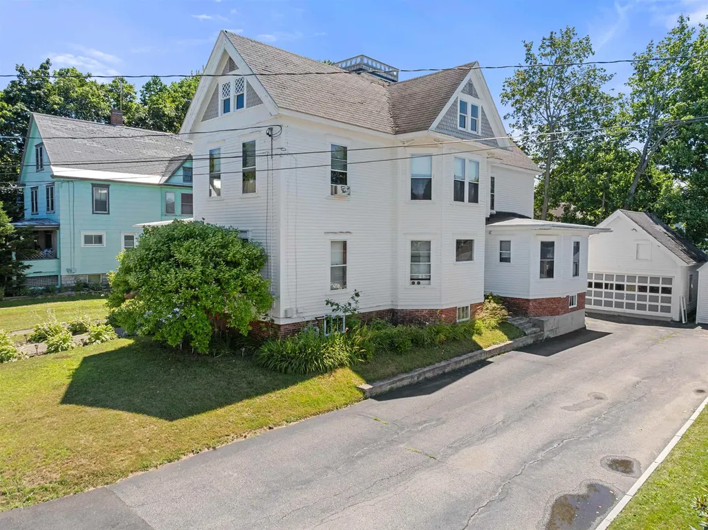 62 Whipple Avenue Laconia NH 03246