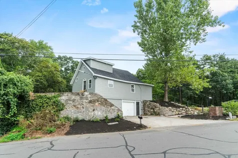 954 Goffstown Road Manchester NH 03102
