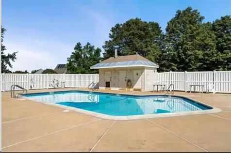 3 Fairfax Avenue Derry NH 03038