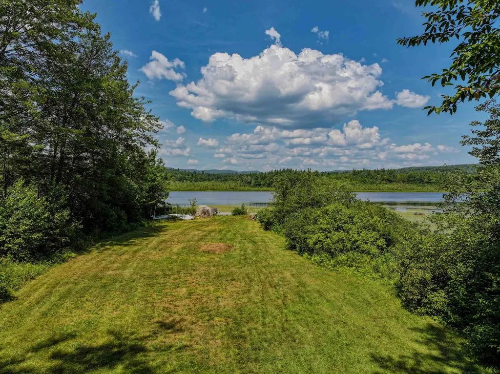 85 Checkerberry Lane Henniker NH 03242