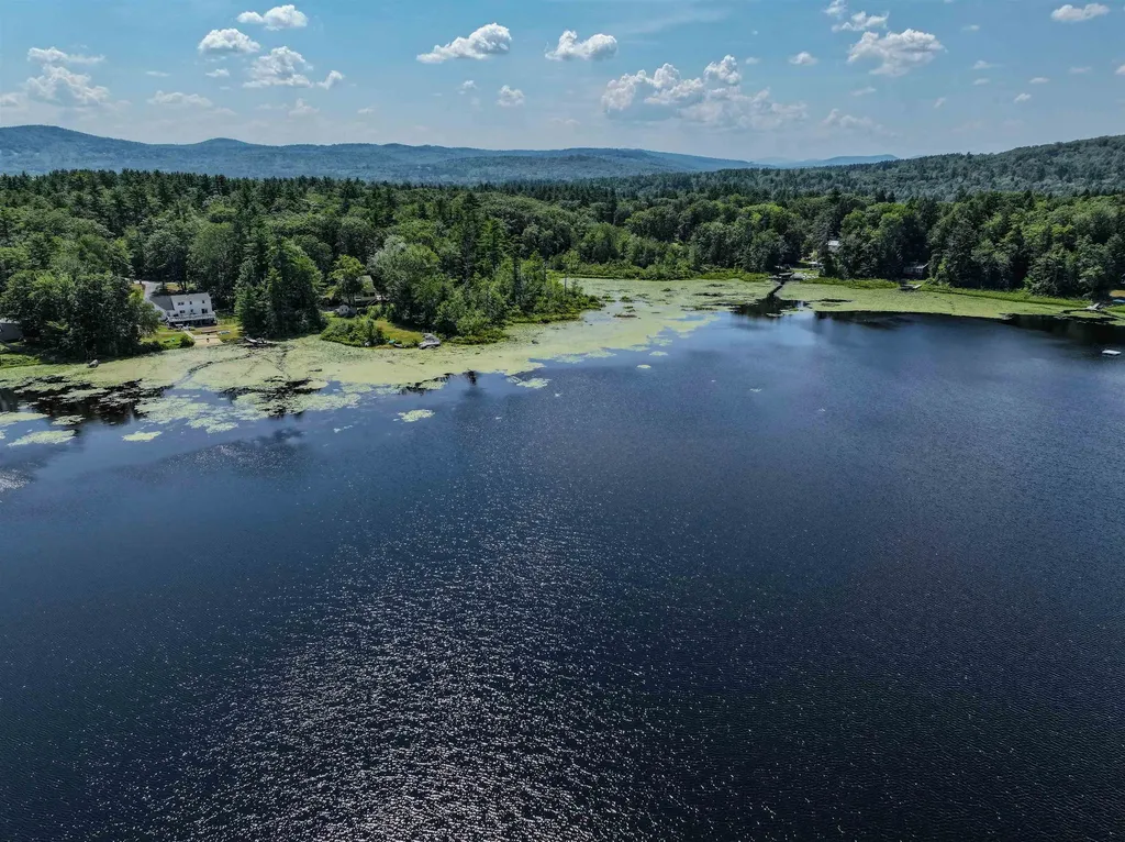 85 Checkerberry Lane Henniker NH 03242