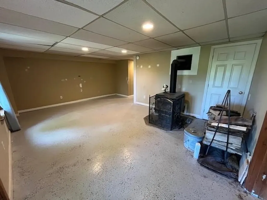 85 Checkerberry Lane Henniker NH 03242