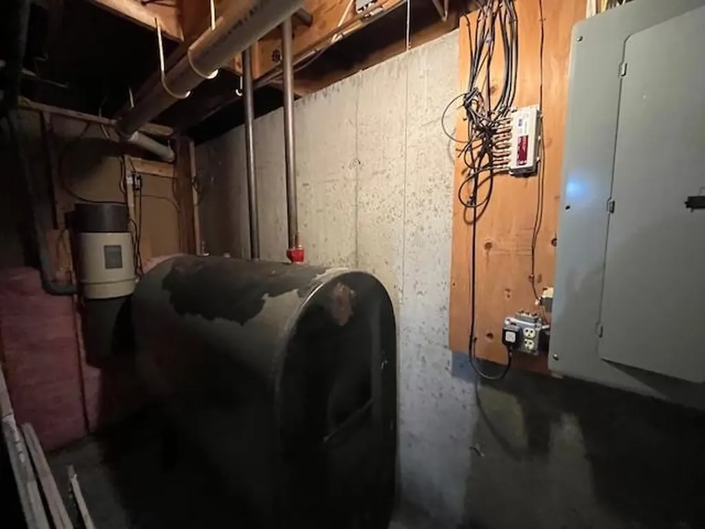 85 Checkerberry Lane Henniker NH 03242