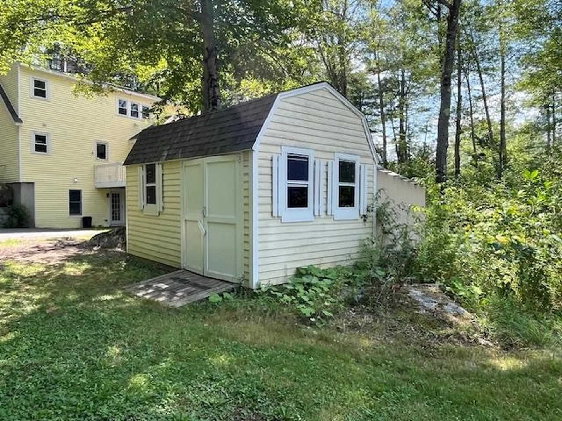 85 Checkerberry Lane Henniker NH 03242