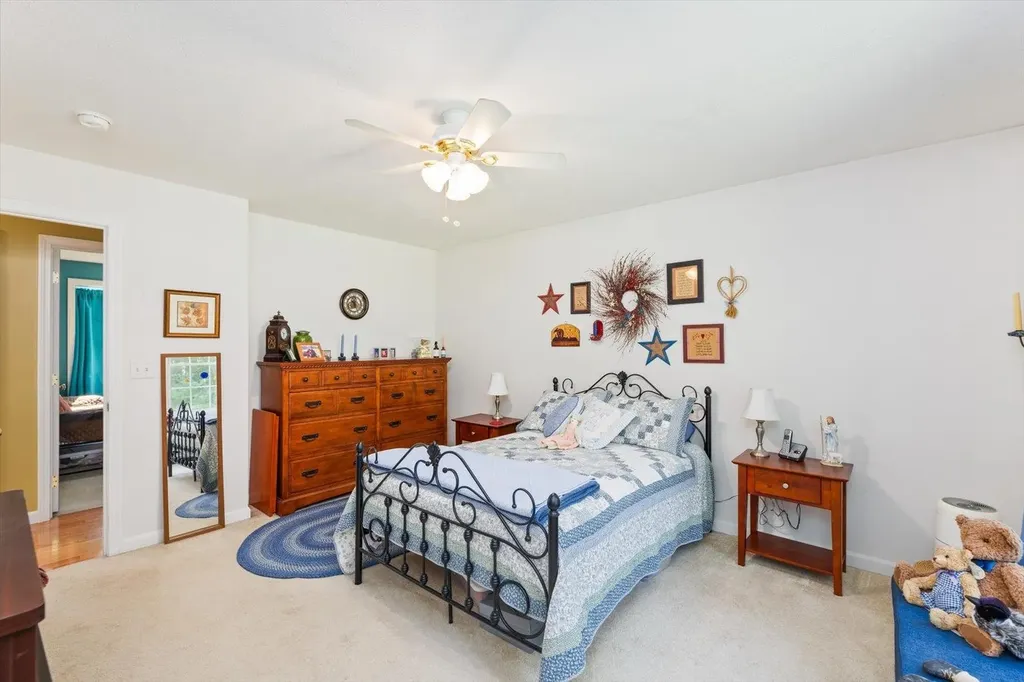 5 Pinehurst Drive Bennington NH 03442